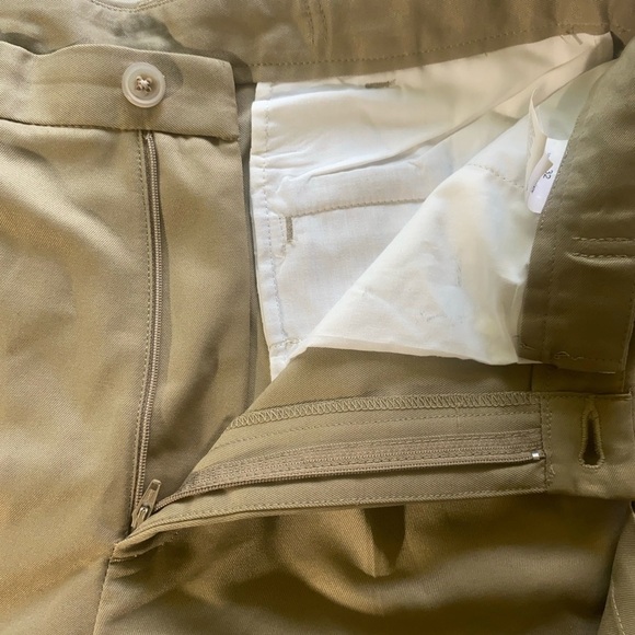 Haggar Tan Flat Front Shorts Versatile Cotton Blend - Picture 5 of 9